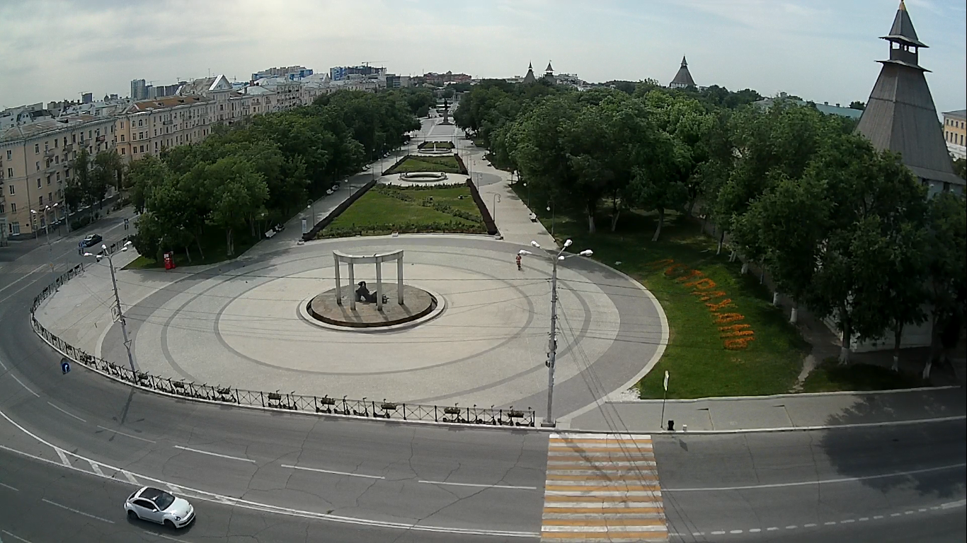 старая площадь ленина в астрахани